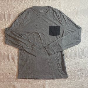 J. Crew Men’s Essential Long Sleeve Pocket Tee Heather/Charcoal